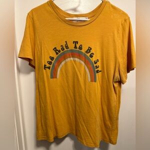 Too Rad to Be Sad tee size L